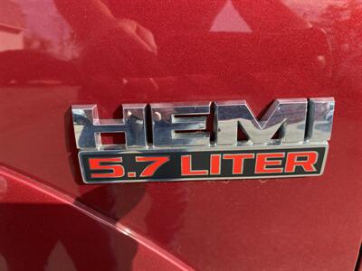2015 RAM 1500 SLT - Photo 10 - Morgantown, WV 26505