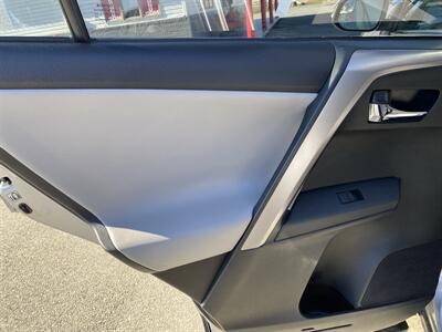 2016 Toyota RAV4 XLE   - Photo 15 - Morgantown, WV 26505