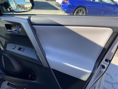 2016 Toyota RAV4 XLE   - Photo 20 - Morgantown, WV 26505