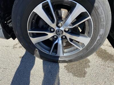 2016 Toyota RAV4 XLE   - Photo 10 - Morgantown, WV 26505