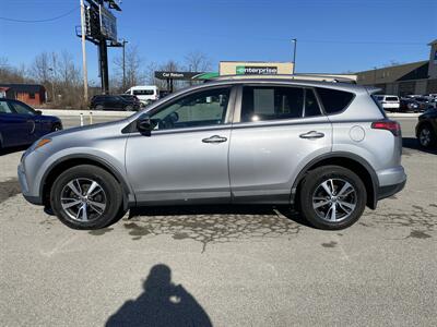 2016 Toyota RAV4 XLE   - Photo 9 - Morgantown, WV 26505
