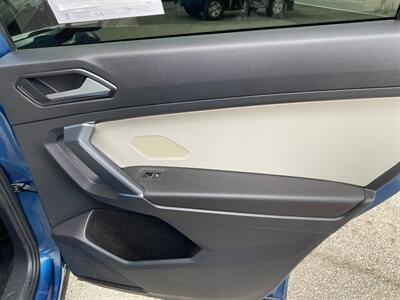 2018 Volkswagen Tiguan 2.0T SEL Premium 4Motion - Photo 17 - Morgantown, WV 26505