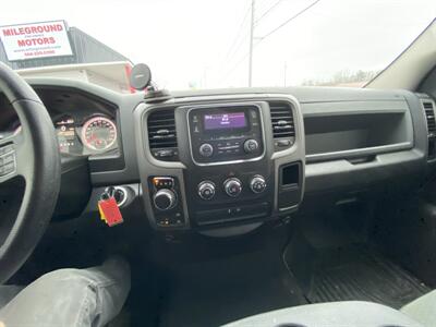 2016 RAM 1500 Express   - Photo 24 - Morgantown, WV 26505