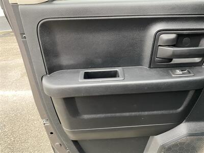 2016 RAM 1500 Express   - Photo 14 - Morgantown, WV 26505