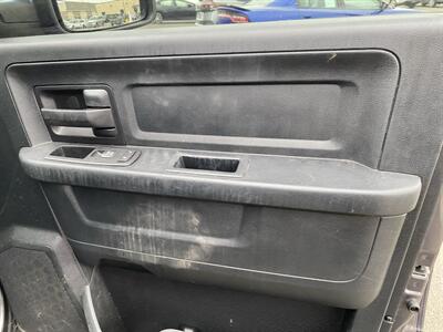 2016 RAM 1500 Express   - Photo 19 - Morgantown, WV 26505