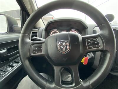 2016 RAM 1500 Express   - Photo 23 - Morgantown, WV 26505