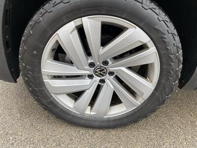 2021 Volkswagen Atlas V6 SEL 4Motion   - Photo 10 - Morgantown, WV 26505