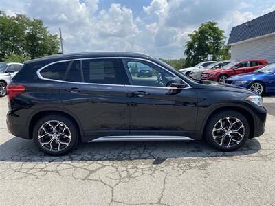 2022 BMW X1 xDrive28i - Photo 4 - Morgantown, WV 26505