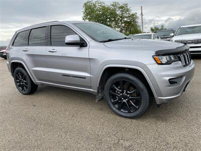 2019 Jeep Grand Cherokee Laredo   - Photo 3 - Morgantown, WV 26505