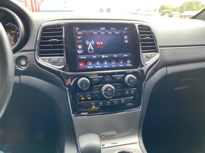 2019 Jeep Grand Cherokee Laredo   - Photo 28 - Morgantown, WV 26505