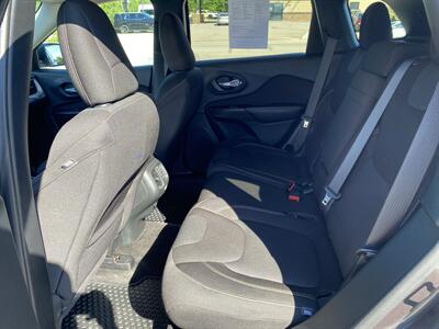 2016 Jeep Cherokee Latitude Altitude - Photo 14 - Morgantown, WV 26505