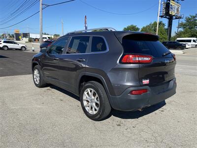 2016 Jeep Cherokee Latitude Altitude - Photo 8 - Morgantown, WV 26505