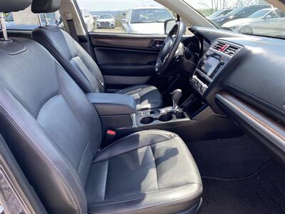 2017 Subaru Outback 2.5i Limited - Photo 19 - Morgantown, WV 26505
