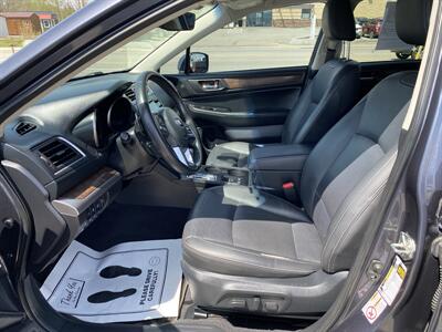 2017 Subaru Outback 2.5i Limited - Photo 11 - Morgantown, WV 26505