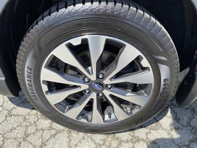 2017 Subaru Outback 2.5i Limited - Photo 9 - Morgantown, WV 26505