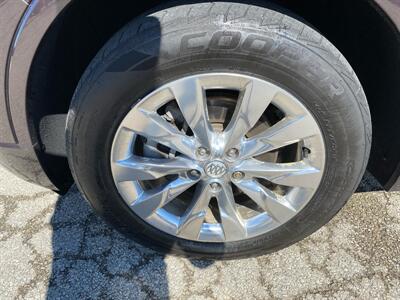 2017 Buick Envision Essence   - Photo 10 - Morgantown, WV 26505