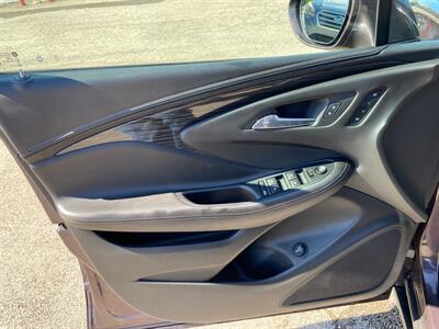 2017 Buick Envision Essence   - Photo 14 - Morgantown, WV 26505