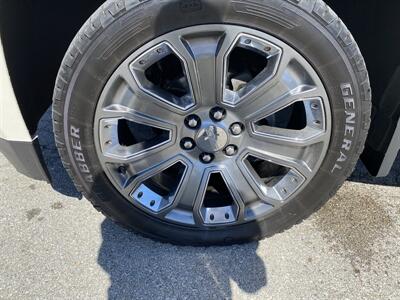 2015 GMC Yukon Denali - Photo 11 - Morgantown, WV 26505