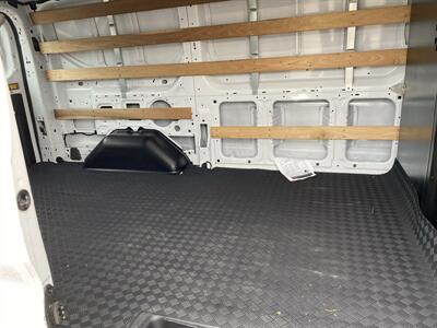 2023 Ford Transit 250 - Photo 14 - Morgantown, WV 26505