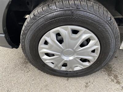 2023 Ford Transit 250 - Photo 9 - Morgantown, WV 26505