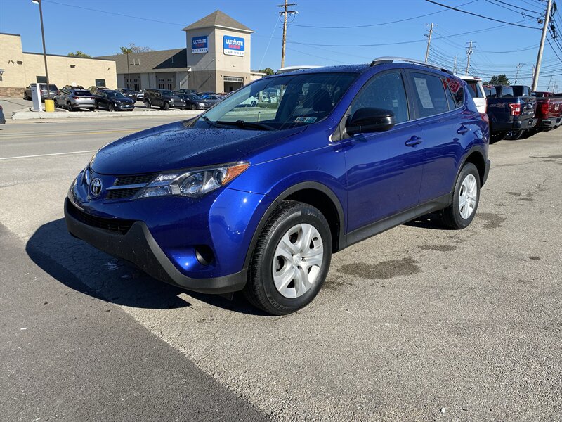 2014 Toyota RAV4 LE   - Photo 1 - Morgantown, WV 26505
