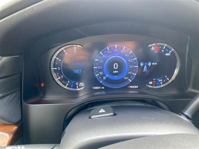 2016 Cadillac Escalade Luxury Collection   - Photo 26 - Morgantown, WV 26505