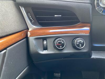 2016 Cadillac Escalade Luxury Collection   - Photo 24 - Morgantown, WV 26505