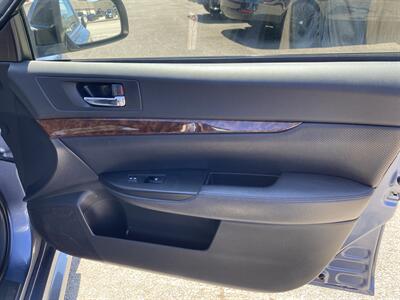 2013 Subaru Legacy 2.5i Limited   - Photo 19 - Morgantown, WV 26505