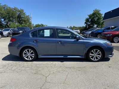 2013 Subaru Legacy 2.5i Limited   - Photo 4 - Morgantown, WV 26505