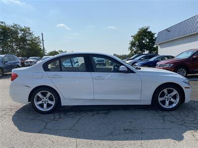 2015 BMW 320i - Photo 4 - Morgantown, WV 26505