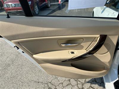 2015 BMW 320i - Photo 15 - Morgantown, WV 26505
