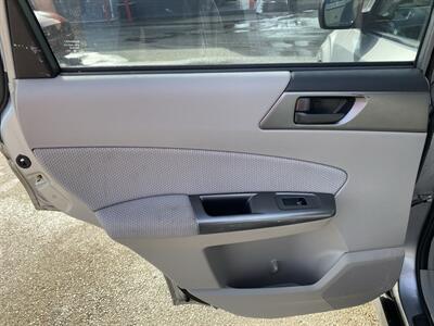 2011 Subaru Forester 2.5X   - Photo 15 - Morgantown, WV 26505