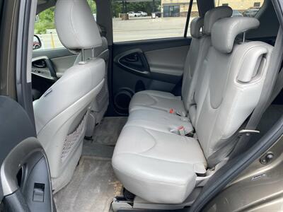 2011 Toyota RAV4 Limited - Photo 12 - Morgantown, WV 26505