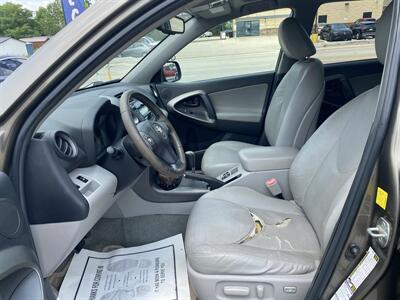 2011 Toyota RAV4 Limited - Photo 14 - Morgantown, WV 26505