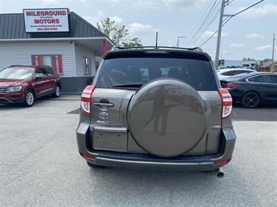 2011 Toyota RAV4 Limited - Photo 6 - Morgantown, WV 26505