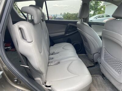 2011 Toyota RAV4 Limited - Photo 15 - Morgantown, WV 26505