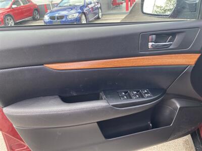 2013 Subaru Outback 2.5i Limited - Photo 12 - Morgantown, WV 26505