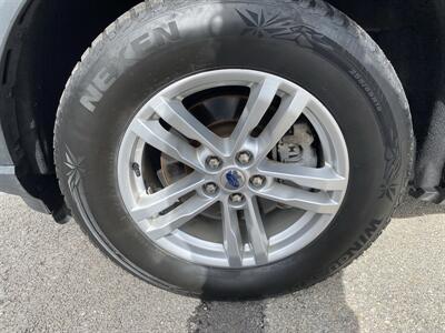 2020 Ford Explorer XLT - Photo 9 - Morgantown, WV 26505