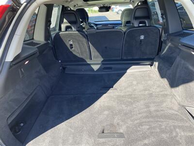 2016 Volvo XC90 T5 Momentum   - Photo 17 - Morgantown, WV 26505