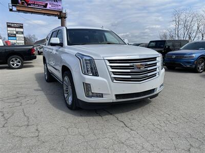 2016 Cadillac Escalade Platinum   - Photo 3 - Morgantown, WV 26505
