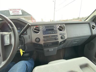 2012 Ford F-250 Super Duty XL  FX4 - Photo 27 - Morgantown, WV 26505