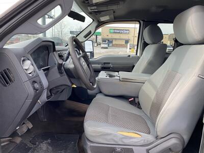 2012 Ford F-250 Super Duty XL  FX4 - Photo 13 - Morgantown, WV 26505
