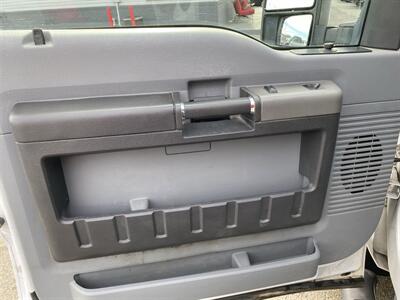 2012 Ford F-250 Super Duty XL  FX4 - Photo 14 - Morgantown, WV 26505