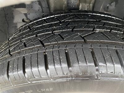 2011 Lincoln MKX   - Photo 11 - Morgantown, WV 26505