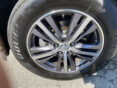 2017 INFINITI QX60 - Photo 9 - Morgantown, WV 26505