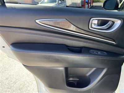 2017 INFINITI QX60 - Photo 17 - Morgantown, WV 26505