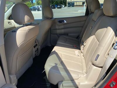 2020 Nissan Pathfinder SL   - Photo 14 - Morgantown, WV 26505