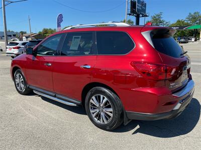 2020 Nissan Pathfinder SL   - Photo 8 - Morgantown, WV 26505