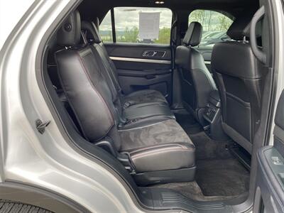 2018 Ford Explorer XLT - Photo 18 - Morgantown, WV 26505