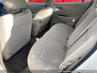 2012 Nissan LEAF SV   - Photo 6 - Friday Harbor, WA 98250